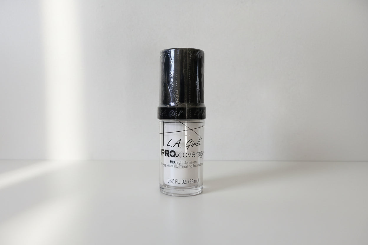 L.A. Girl – PRO.coverage HD Illuminating Foundation (28 ml)